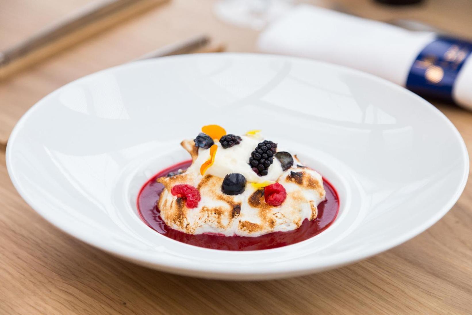 Logis Hotel - Restaurant Maison Claude Darroze Langon  Kültér fotó